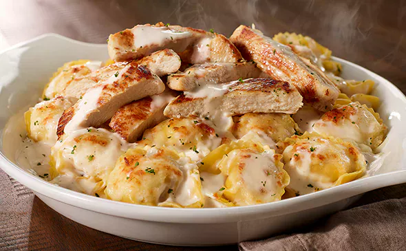 Olive Garden Chicken Tortelloni Alfredo