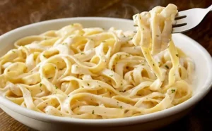 Fettuccine Alfredo (V)